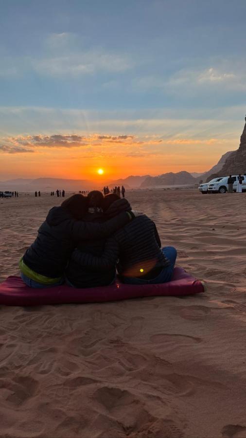 Wadi Rum Sunset Camp Екстер'єр фото