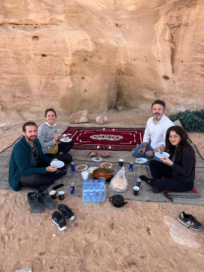 Wadi Rum Sunset Camp Екстер'єр фото
