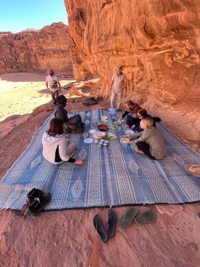 Wadi Rum Sunset Camp Екстер'єр фото